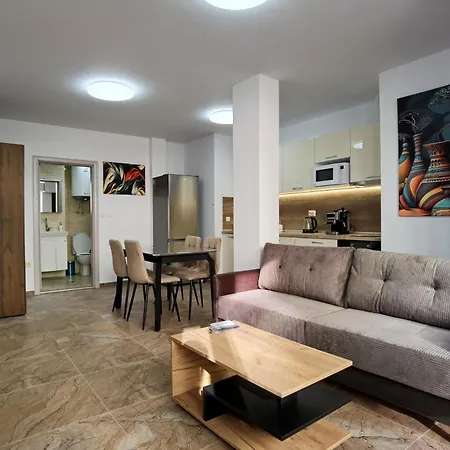 Apartment Cabacum Pleasure Beachfront - 50m To And Pool Warna