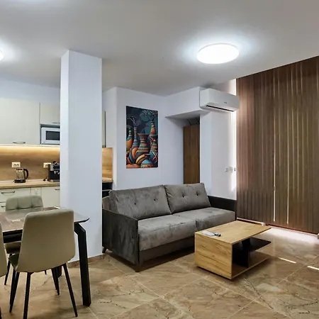 Cabacum Pleasure Beachfront - 50m To And Pool Apartment