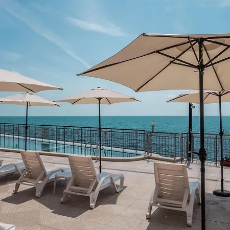 Apartment Cabacum Pleasure Beachfront - 50m To And Pool Warna