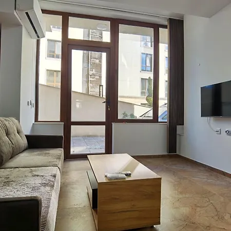 Cabacum Pleasure Beachfront - 50m To And Pool Apartment